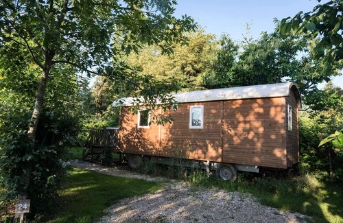 Seillac House | Super Cordelia - 3 Schlafzimmer mit Rollläden - Klimaanlage - Halb überdachte Terrasse 6 Personen