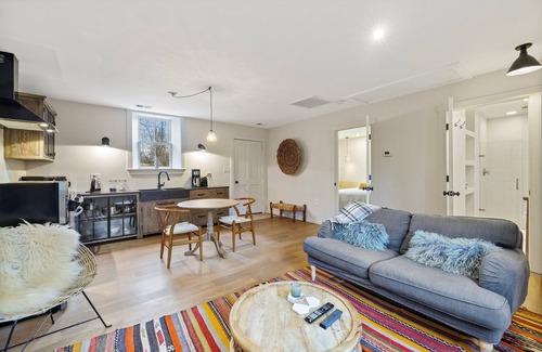 Middleburg House | super cosy cottage with high speed internet!