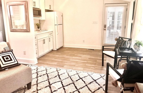 Fairhope House | Super cute, modern studio in Fruit & Nut, a true sanctuary by the Bay.