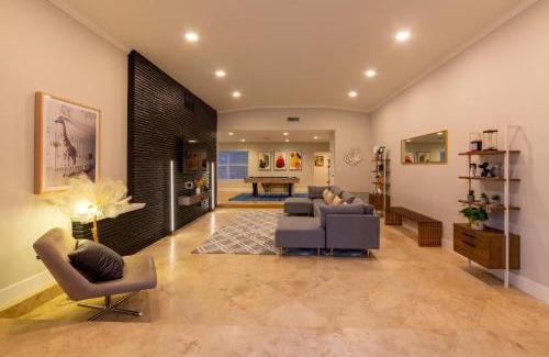 North Miami Beach Villa | Super Fun Villa Game Room BY THE GLAMHOMES