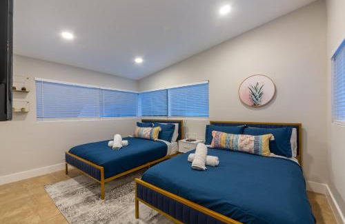North Miami Beach Villa | Super Fun Villa Game Room BY THE GLAMHOMES