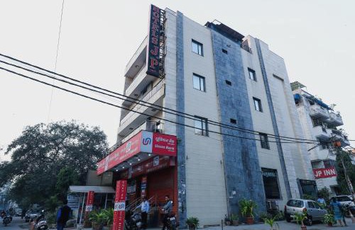 Patel Nagar Hotel | Super Hotel O J P Inn Near Patel Nagar Metro Station
