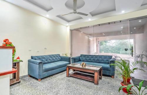Chandigarh Hotel | Super Hotel O Sector 52 Chandigarh Formerly Hari Residency