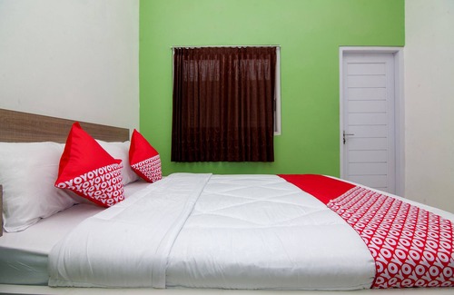 Tegal Hotel | Super OYO 2808 D'residence Syariah