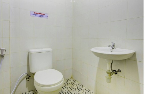 Purwokerto Hotel | Super OYO 3746 Double Tree Guesthouse