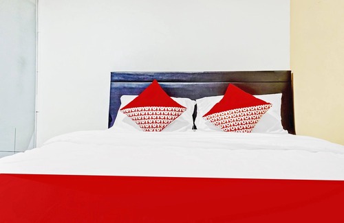 Cideng Hotel | Super OYO 90692 Point Hostel
