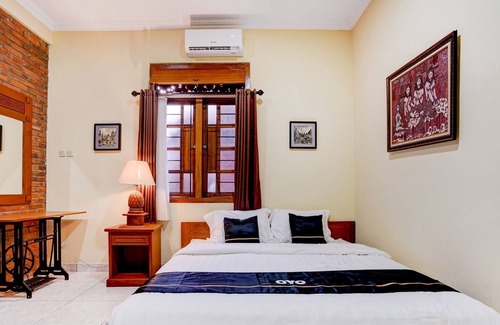 Bantul Hotel | SUPER OYO Collection O 90265 Cempoko Mulyo Homestay Syariah