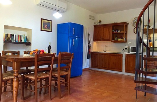 Montaione Villa | Super panoramic villa for 8 guests walking to town, private pool, AirCond, Wifi