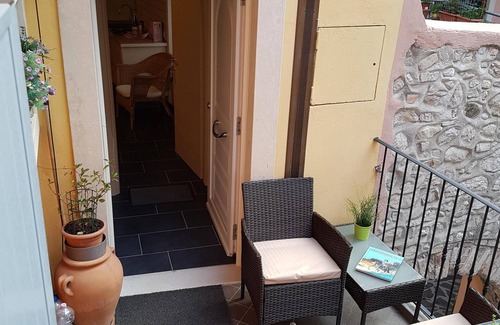 Cassone Apartment | Super September Price Apartment with parking space Romantic near beaches
