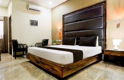 Durg Hotel | Super Townhouse Durg Near Railway Station