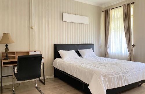 Tomohon House | Super Wonderful 5 bedrooms with Bathroom Villa Marion Tomohon