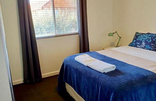 Inglewood Apartment | Superb 2 BR Apartment Minutes to CBD- Cen7