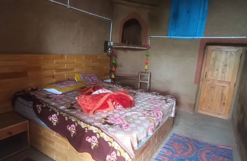 Seetla Other | Superb 6-bedroom farmhouse in Mukteshwar with fitness room, WiFi