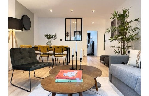 Charenton-le-Pont Apartment | Superb apartment renovated in 2022