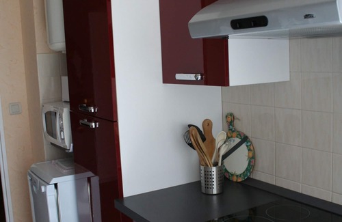 Perigueux Apartment | Superb apartment, downtown, private parking, quiet with elevator
