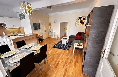 Burgau Apartment | Superb apartment with WiFi in charming Burgau