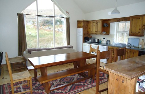 Oughterard House | SUPERB COTTAGE ON 9 ACRES PROPERTY