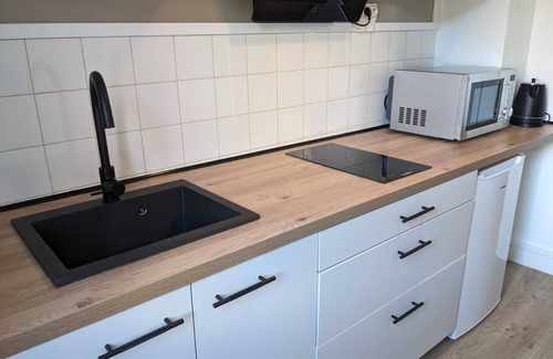 Cherbourg-en-Cotentin Apartment | Superb F1 apartment refurbished in January 2025.