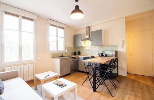Vernon Apartment | Superb F2 Vernon-Giverny for cycling & relaxation - appt 9