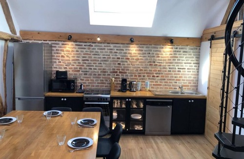 Talmas Cottage | Superb Loft in a stable 5 people, 15 min Amiens