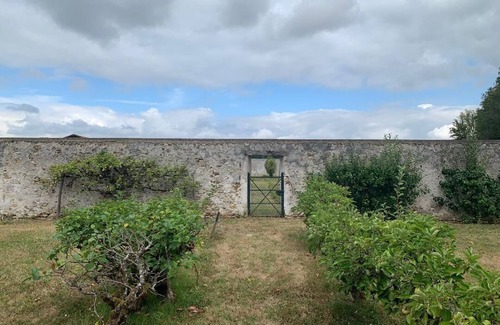Les Chapelles-Bourbon House | Superb manor house 15 minutes from Disneyland and 45 minutes from Paris