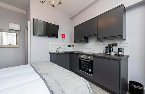 Sutton Cross Apartment | Superb Marina Hideaway