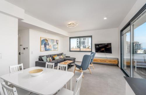 Old North Apartment | Superb penthouse north tel aviv