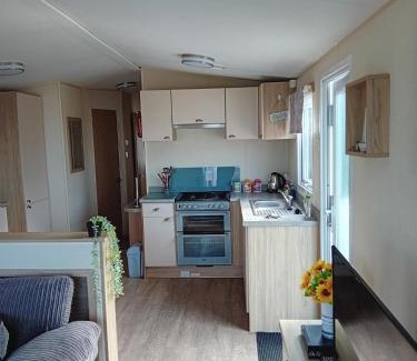 New Quay Ski Chalet | Superb position 2 bedroom Caravan Newquay Wales
