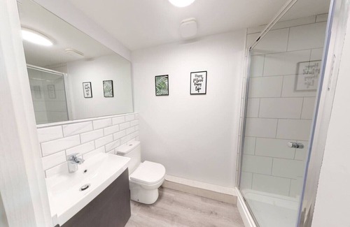 Middlesbrough Apartment | Superb Studio Apartment - 005