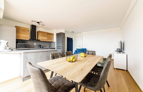 Saint Maurice Apartment | Superb T2 terrace with 180-degree sea view in a quiet location