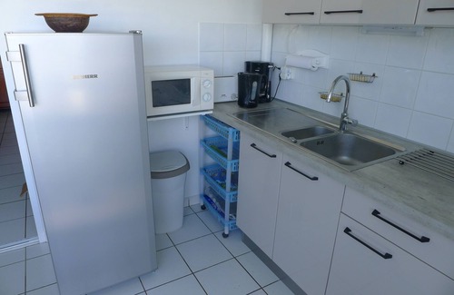 Sainte-Anne Apartment | Superb T2 with panoramic terrace overlooking the sea, swimming pool, close to beaches