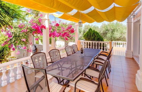 Silves Villa | Superb Villa 10 Mins From Carvoeiro & Beach, near Silves Golf, Totally Private