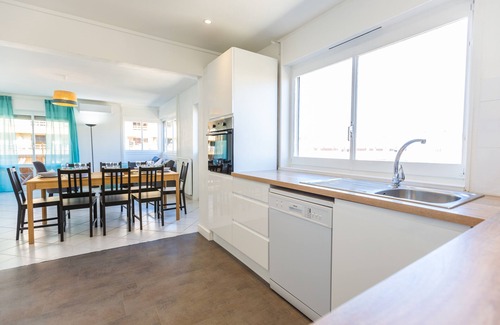 3rd Arrondissement Apartment | Superbe 100m² Climatisé 2 Blacons