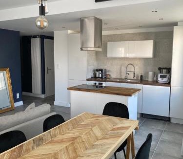 Vallieres Apartment | Superbe appart à Clermont-Ferrand Parking privé
