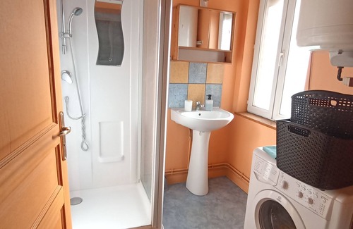 Denain Apartment | Superbe Appart Cosy, Bien Situé Avec une Chambre