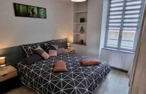 Saint-Junien Apartment | Superbe appartement avec parking