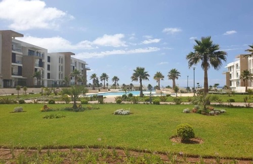 Plage des Nations Apartment | Superbe Appartement vue sur mer