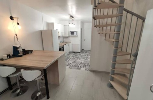 Crepy-en-Valois Apartment | Superbe Duplex en Plein Cœur de Crépy-en-valois