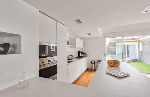 Chartrons Apartment | Superbe loft avec patio à Bordeaux