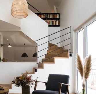 Rumilly Apartment | Superbe Loft Rumilly, 2 à 6 pers, 100 m2, proche ANNECY et AIX LES BAINS
