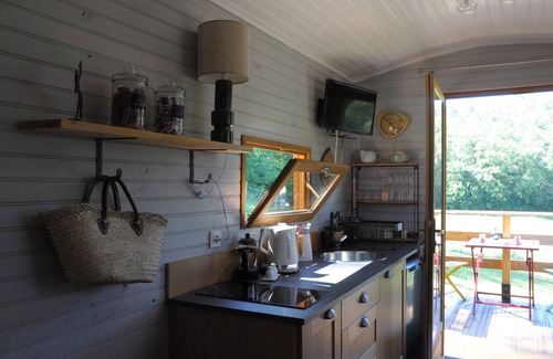 Saint-Medard Cabin | Superbe Roulotte en Pleine Nature. Idéal Pour une Parenthèse Hors du Temps !