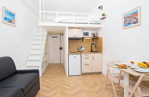 Thiers Apartment | * Superbe Studio avec Balcon - Nice Centre *