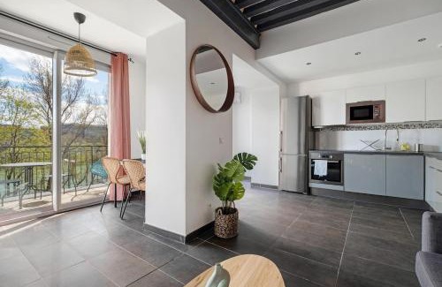 Saint Clair Apartment | Superbe T3 avec vue imprenable sur le Rhône