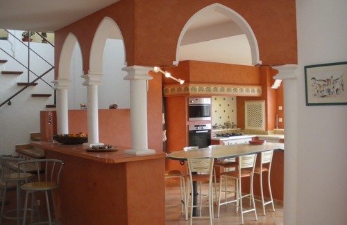 Cabestany Villa | Superbe villa méditerranéenne spacieuse,lumineuse,calme, piscine, jacuzzi, parc,