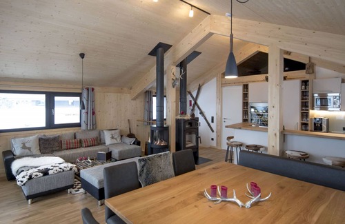 Pichl-Preunegg House | Superior #10 Sauna u.Sprudelwanne innen by Interhome
