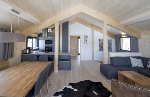 Pichl-Preunegg House | Superior #11 IR-Sauna&Sprudelwanne innen by Interhome