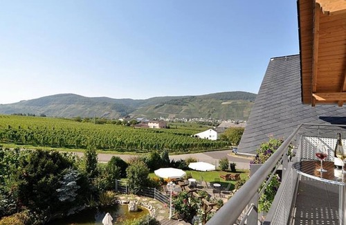 Brauneberg Apartment | Superior double room with balcony Rate 2 nights - Weingut Gehlen-Cornelius