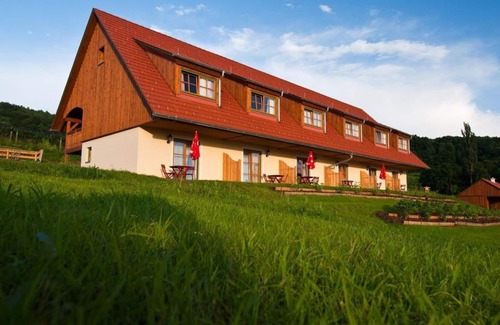 Tieschen House | Superior Dreibettzimmer - Jufa Hotel Tieschen Bio Landerlebnis