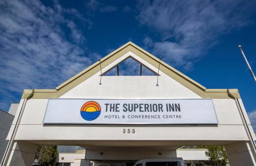Thunder Bay Hotel | Superior Inn Hotel and Conference Centre Thunder Bay
