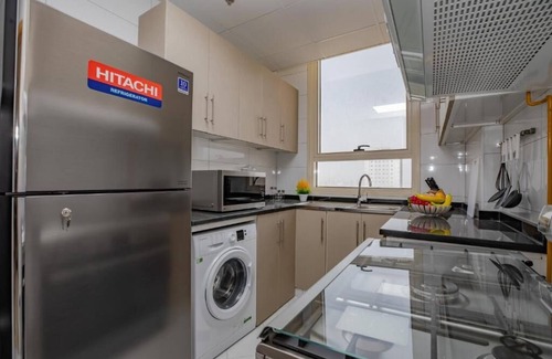 Al-Fujairah Apartment | Superior Studio Room Near National Supermarket